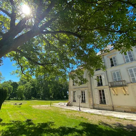 Chateau De Courmelois Champagne Val de Vesle