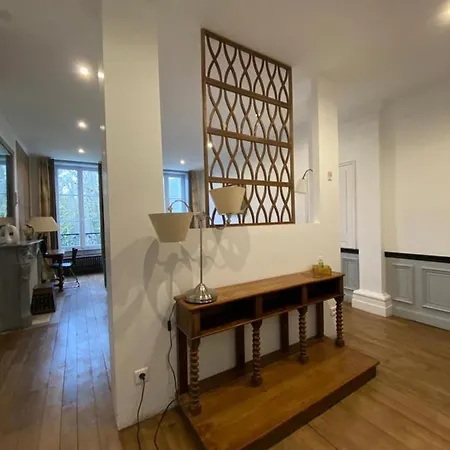 Gasthof Chateau De Courmelois Champagne 3*