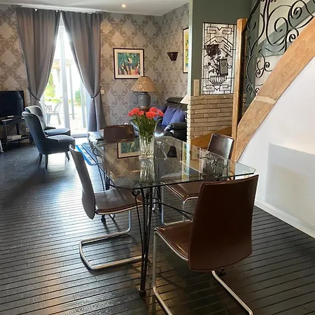 Chateau De Courmelois Champagne Gasthof 3*