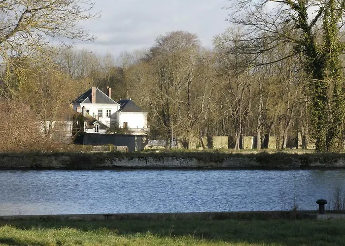 Chateau De Courmelois Champagne Gæstehus