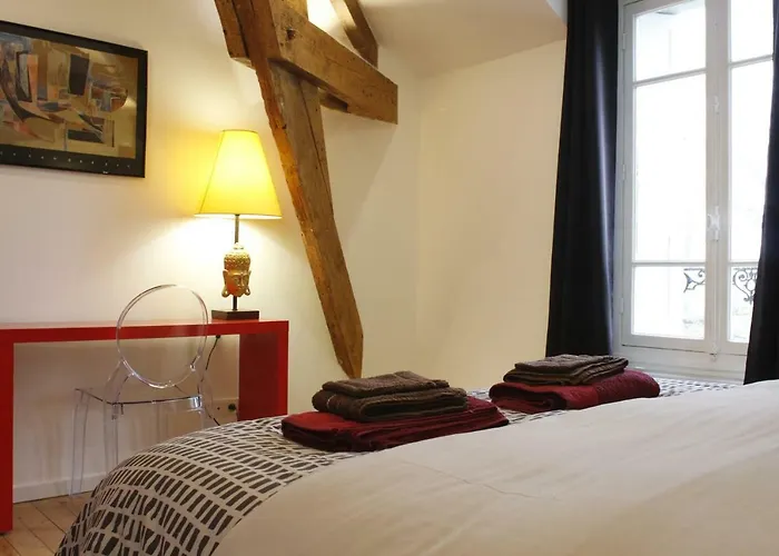 Chateau De Courmelois Champagne Val de Vesle